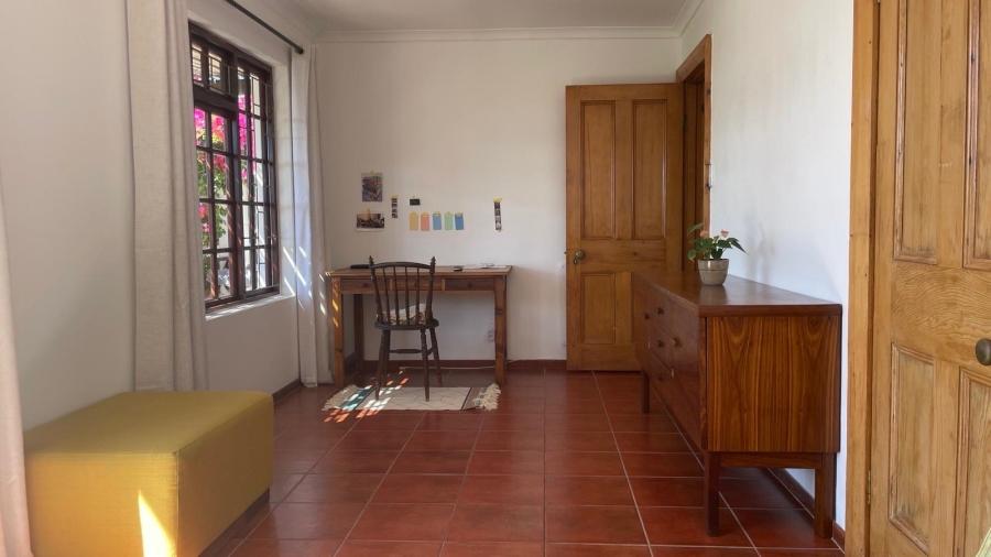 To Let 2 Bedroom Property for Rent in Muizenberg Western Cape